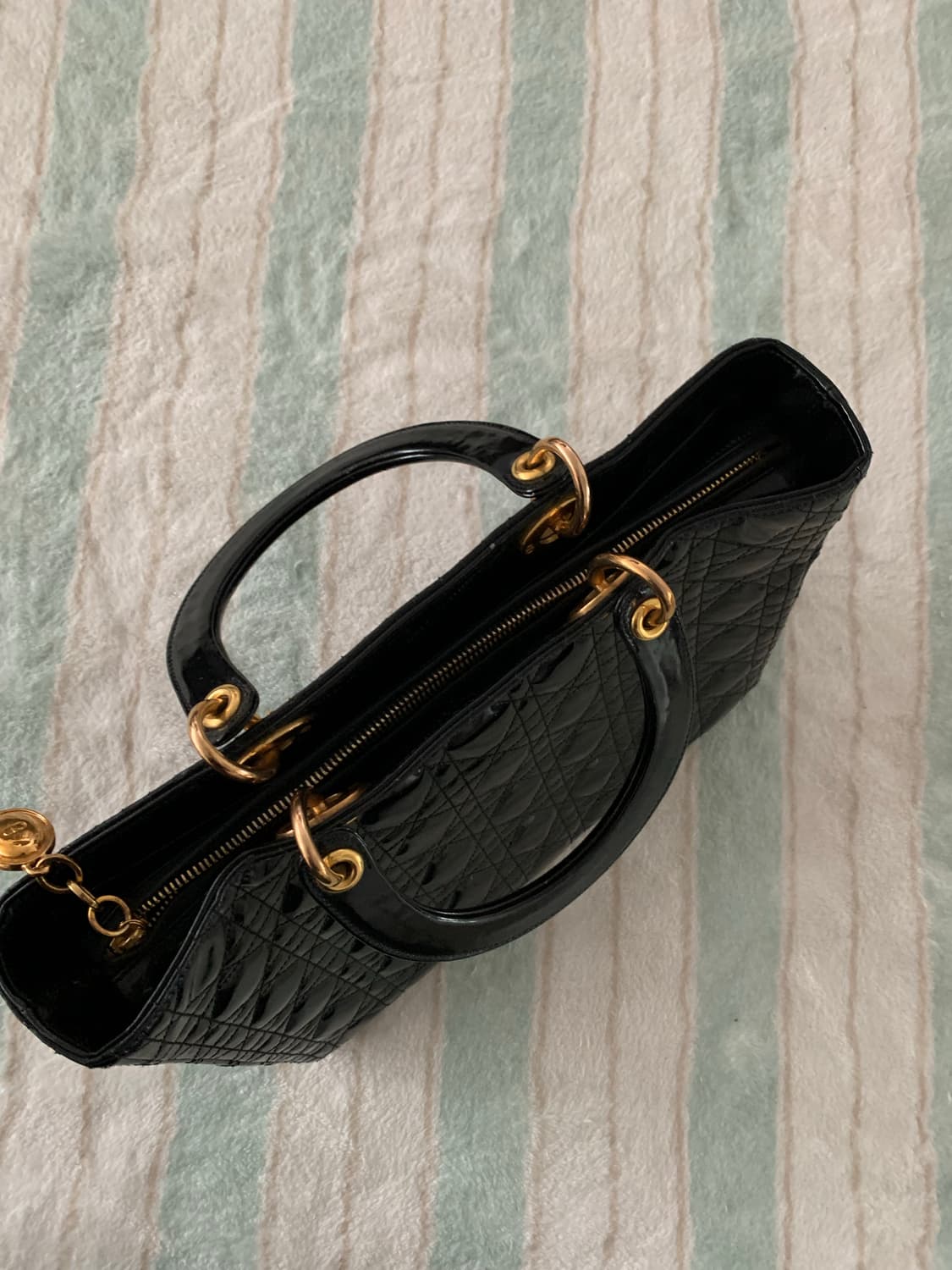 디올 레이디디올백 라지 정품  상품이미지9