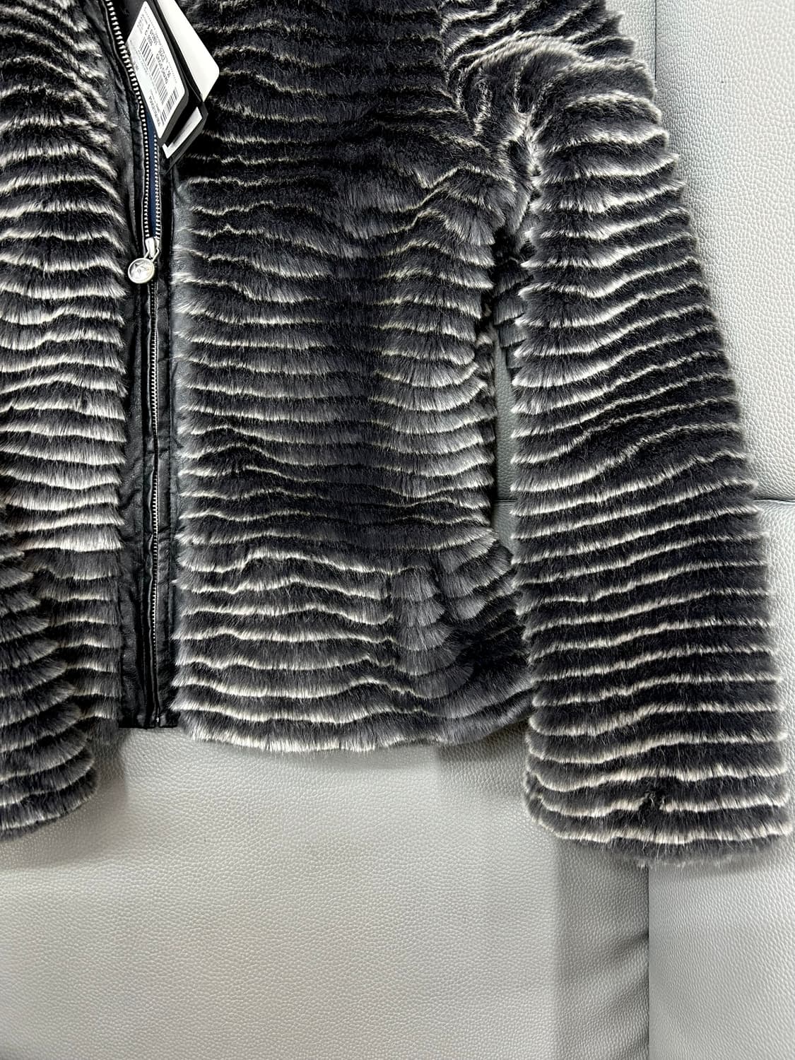 아르마니 여성 퍼 자켓(16세/성인44가능) 상품이미지3