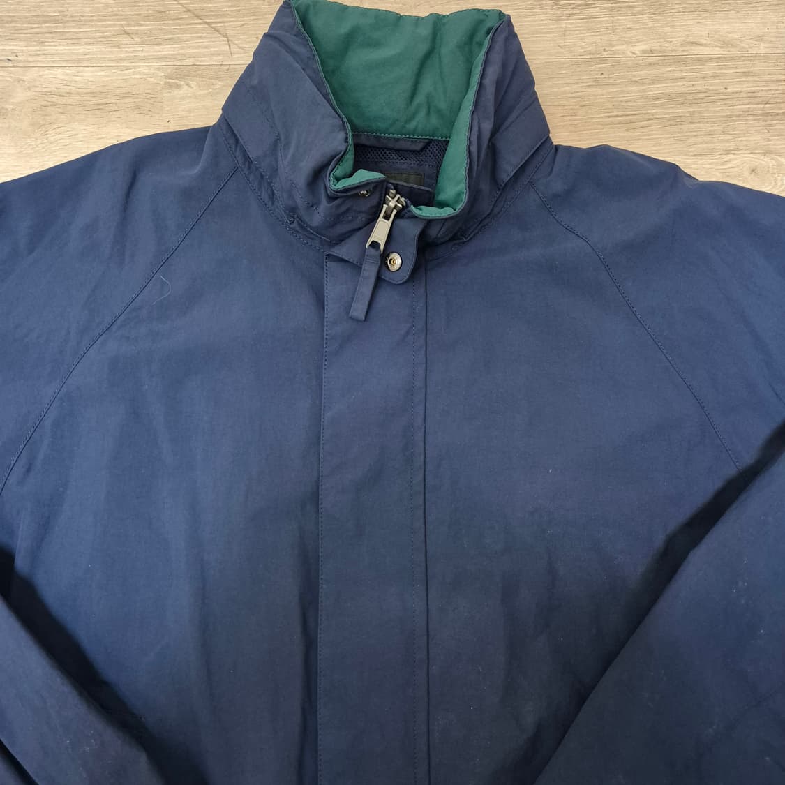 유니클로 네이비 바람막이 자켓 상품이미지2