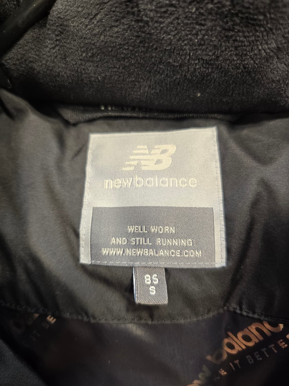 뉴발란스 덕다운 패딩 블랙 S~M 상품이미지8