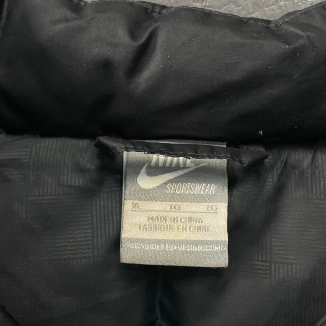 105 나이키 경량패딩 상품이미지3