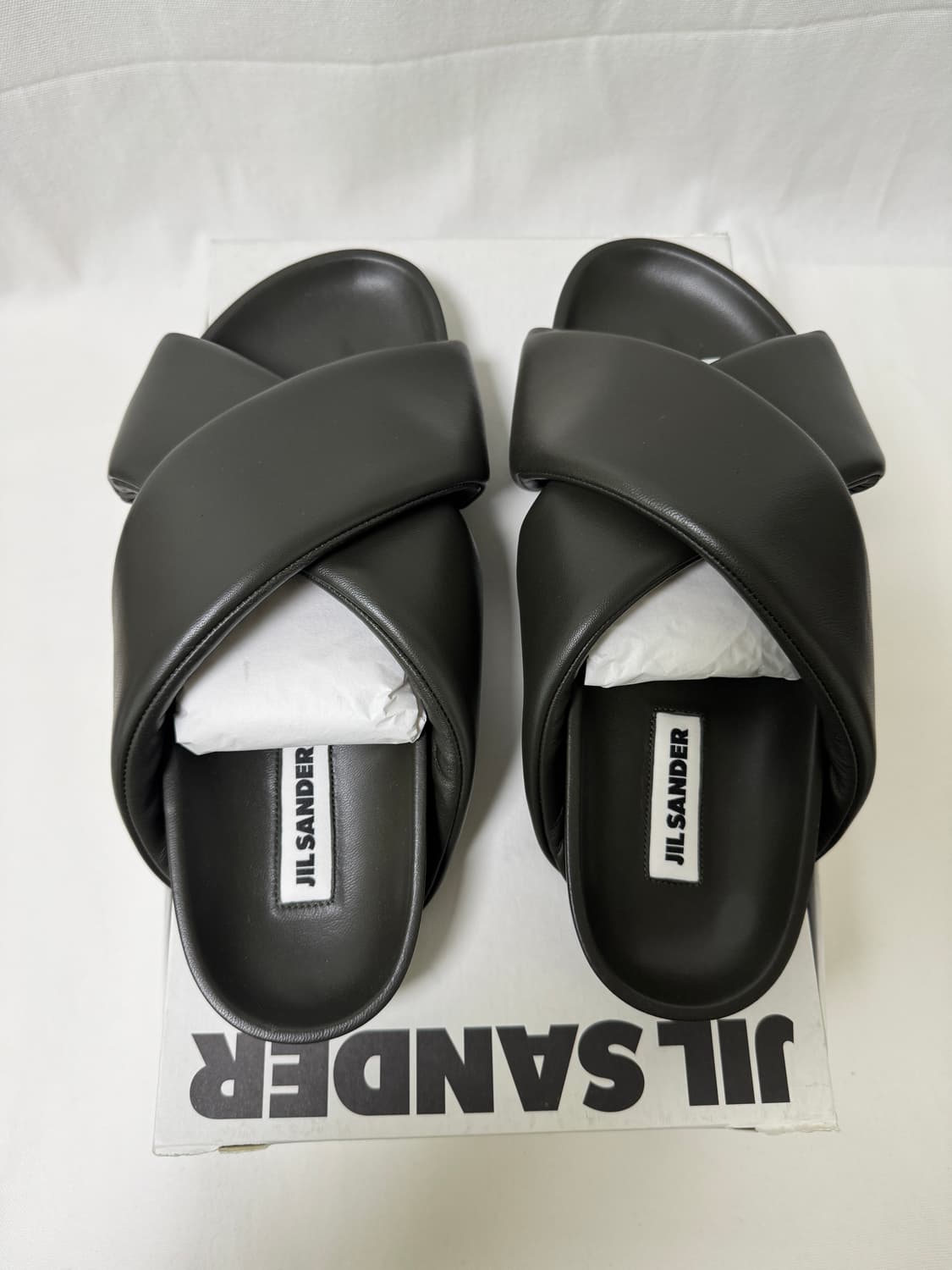 질샌더 패디드 크로스 슬라이드 42 상품이미지3