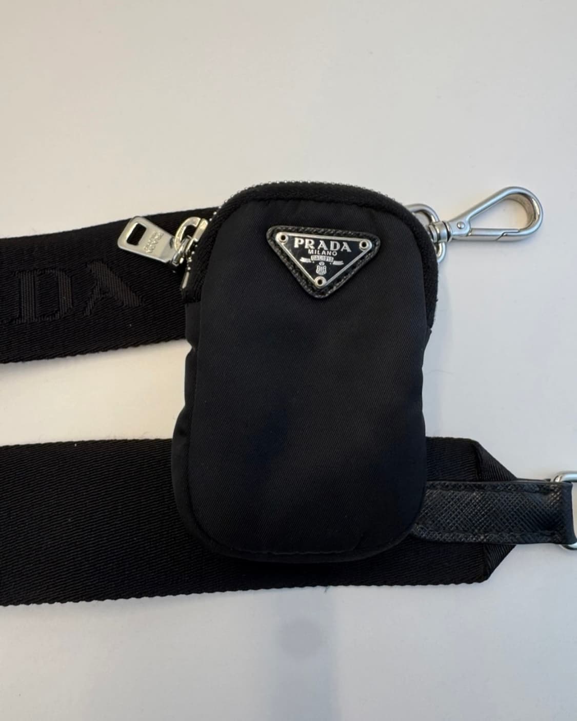 프라다 리에디션 2005 리나일론 호보백 상품이미지7