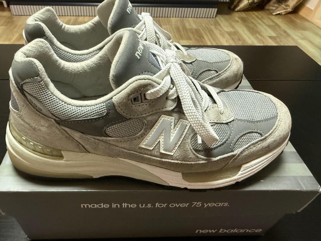 뉴발란스 992 메이드인 USA 그레이 - D 스탠다드 270사이즈 상품이미지3