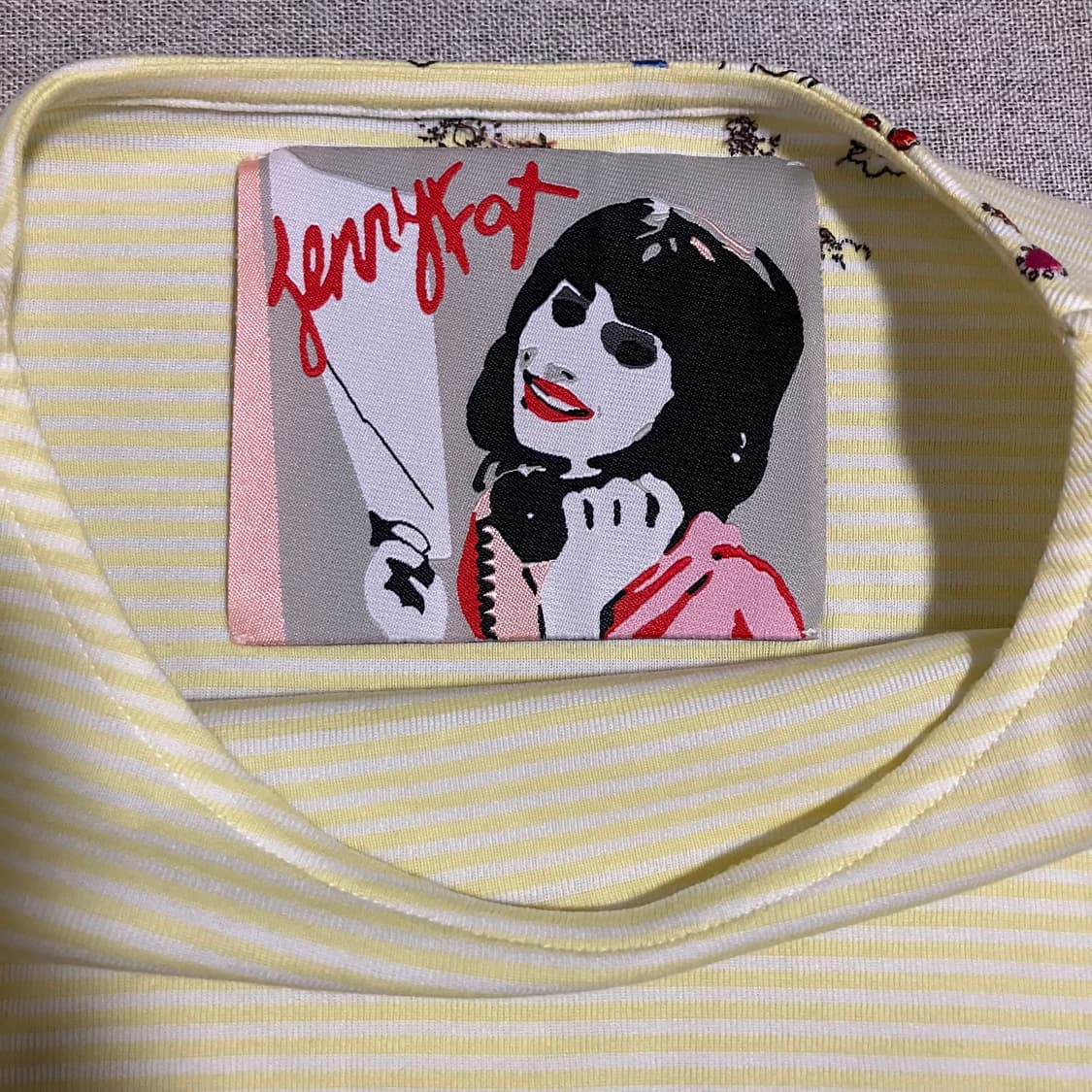 [OS] 제니팩스 옐로 스트라이프 자수 티셔츠 상품이미지3