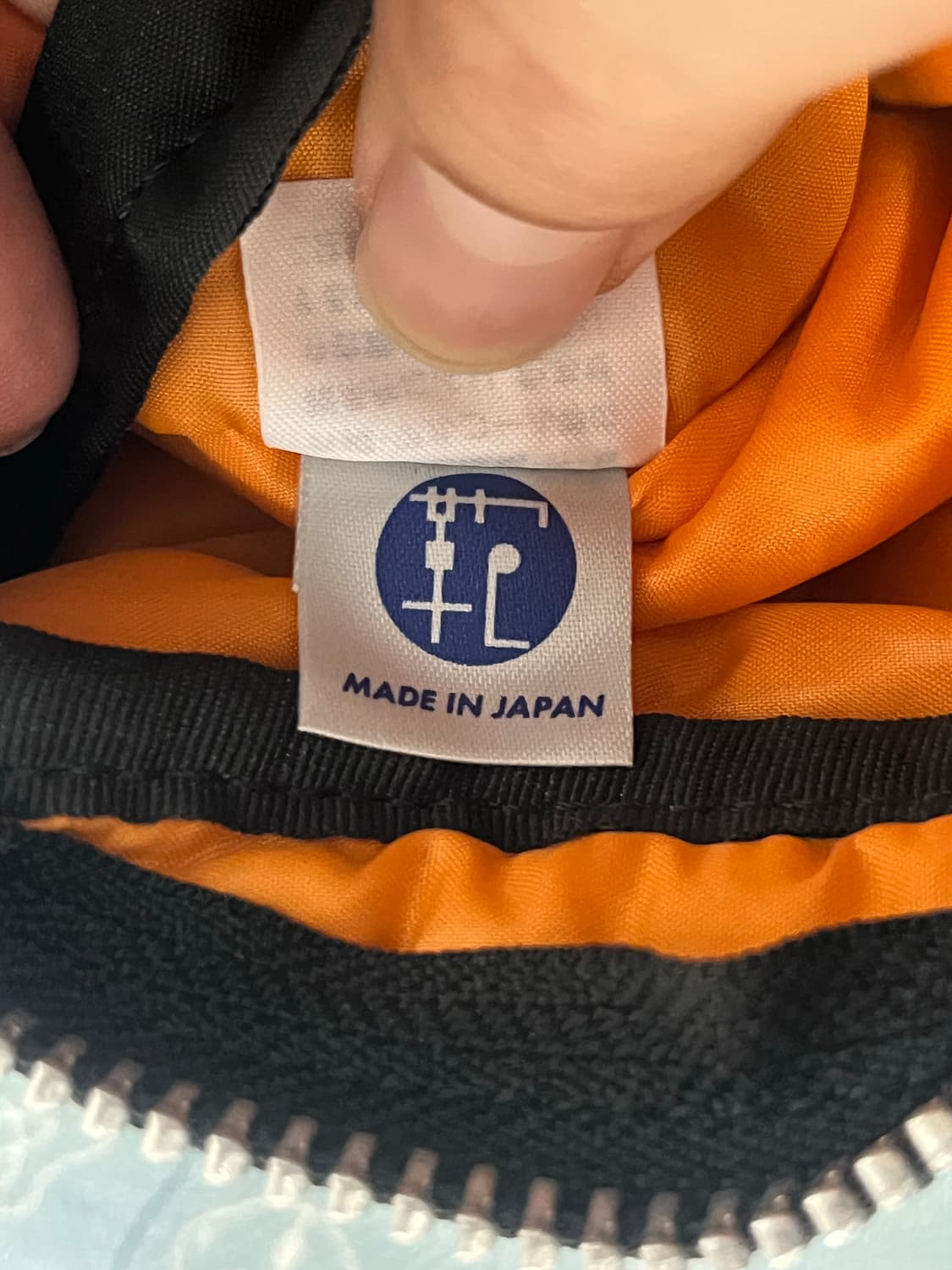 포터 탱커 숄더백 스몰 블랙 상품이미지10