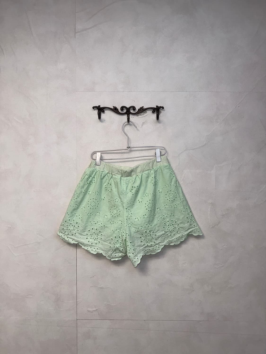 Mint floral punching cotton shorts 상품이미지3