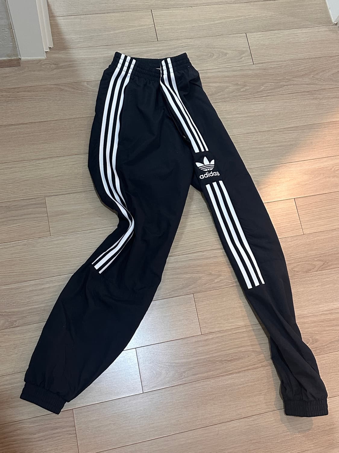 아디다스 바지 상품이미지3