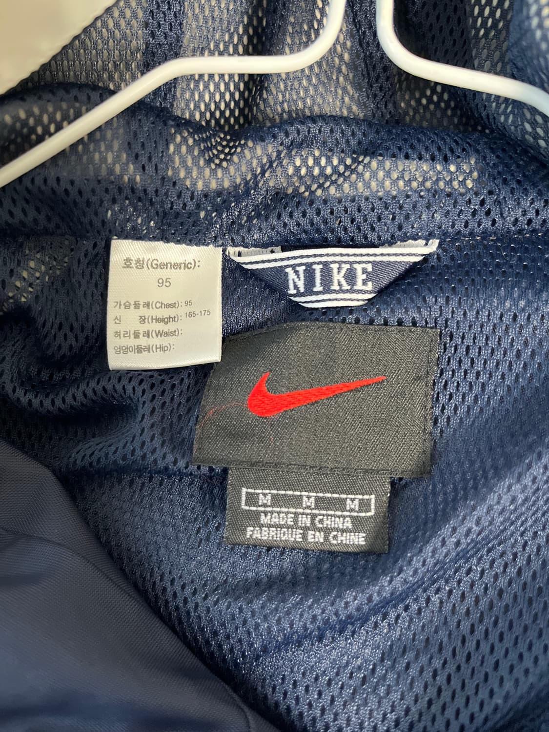 나이키 바람막이 상품이미지2