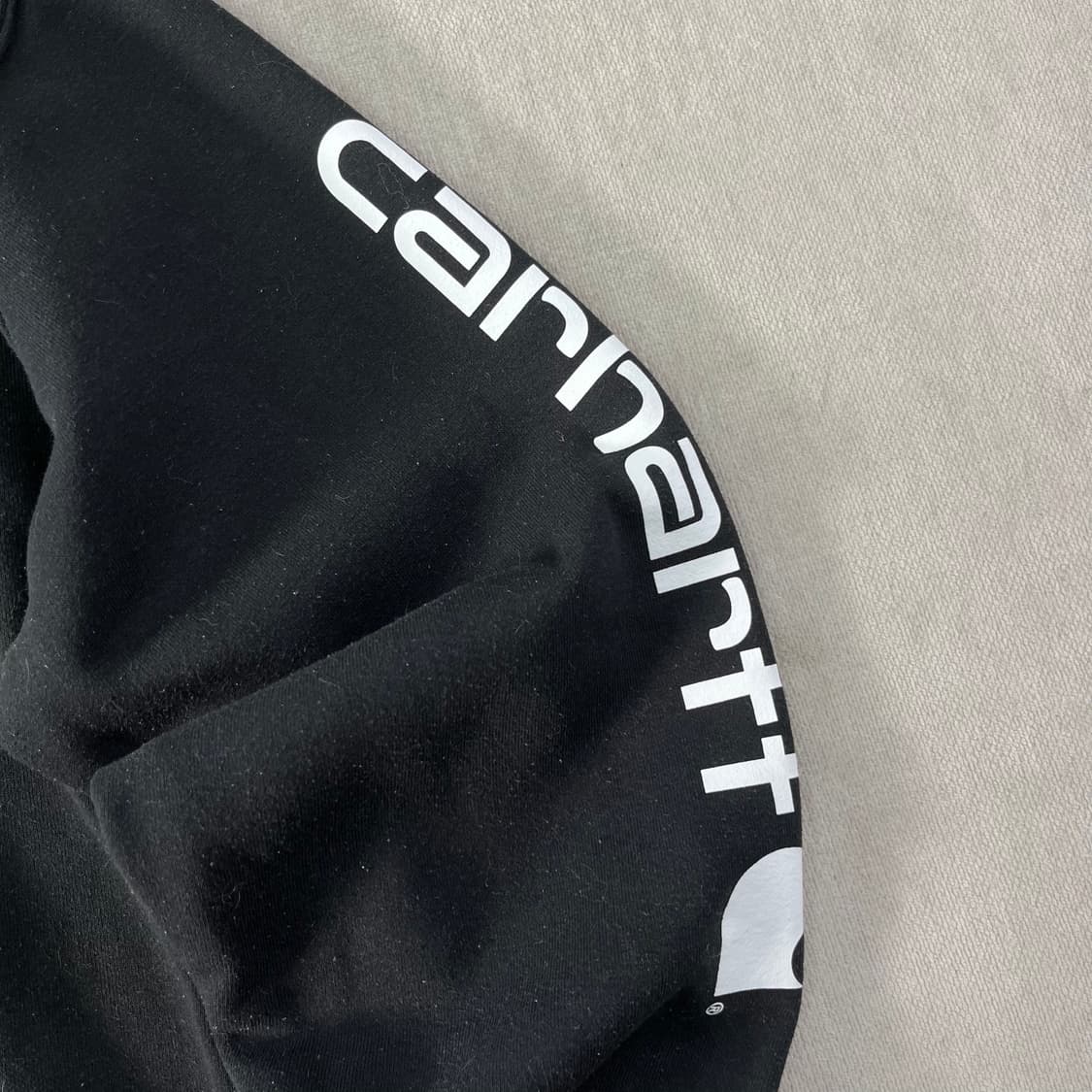 110 칼하트 WIP 사이드라인 후드티 상품이미지3