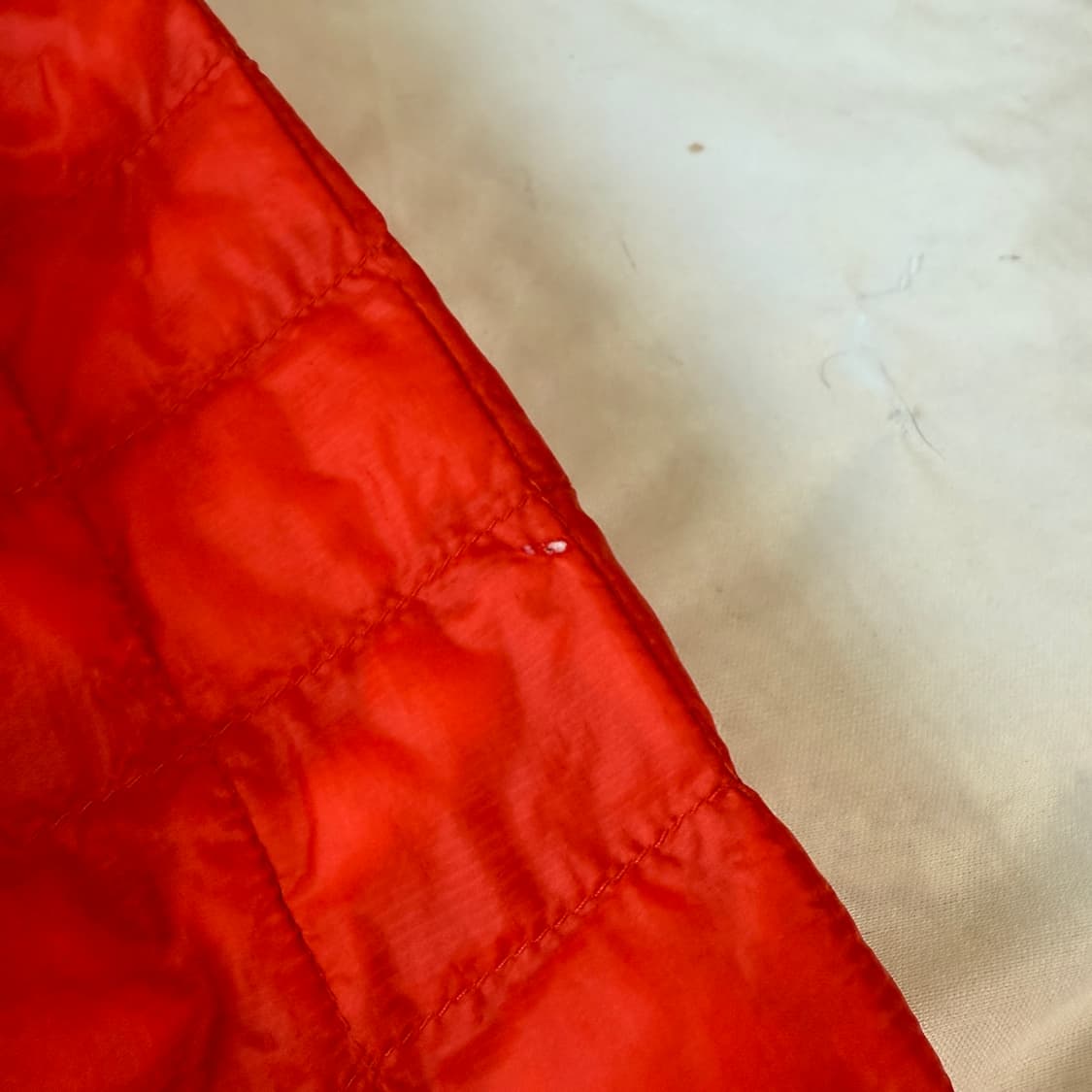 노스페이스 써모볼 오렌지 초경량 패딩 상품이미지8