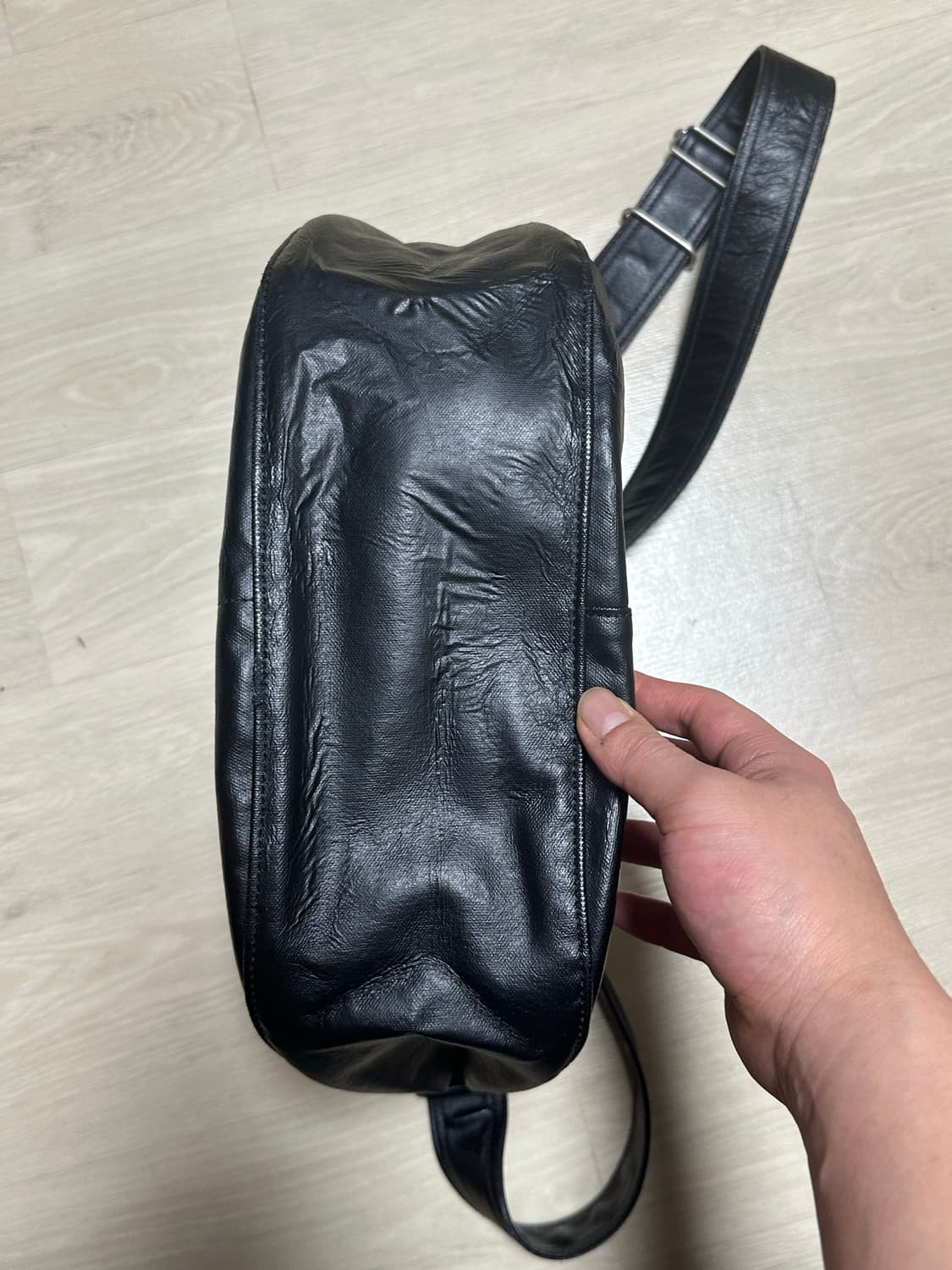 PORTER 요시다 포터 프리스타일 반달 숄더백 블랙 상품이미지4