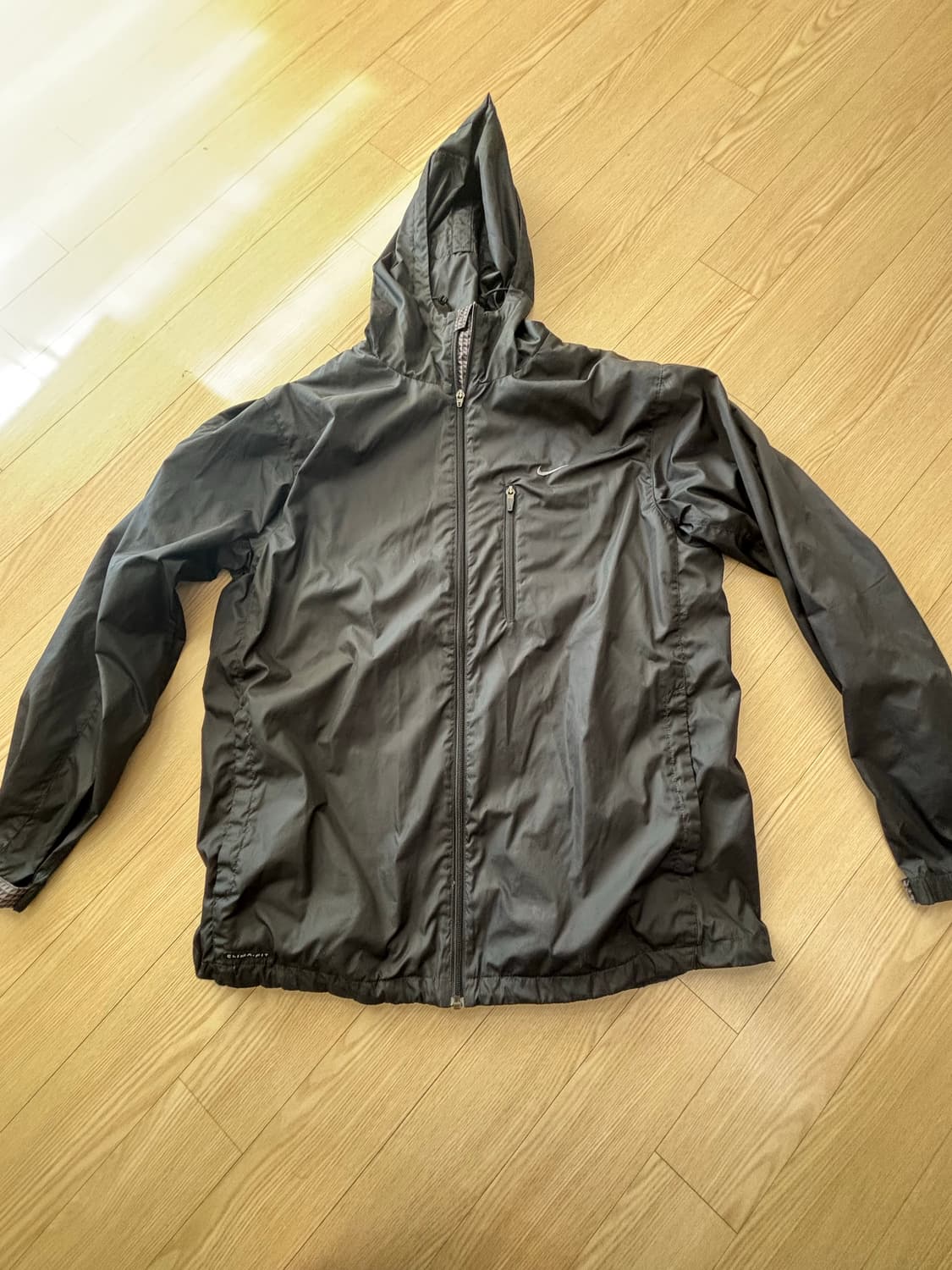 나이키 바람막이 블랙 상품이미지1