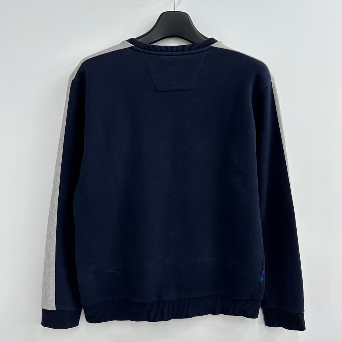 105 헤지스 윔블던 남자 맨투맨 상품이미지2