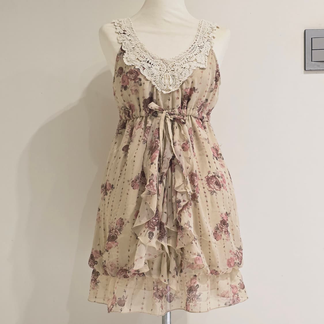 로즈모리걸st 레이스셔링 페어리 슬리브리스블라우스 상품이미지1