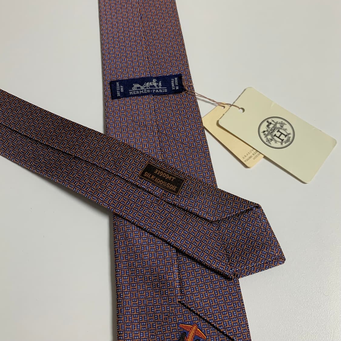 택달린 미사용품 에르메스(HERMES) H로고 모노그램 명품넥타이 S등급 상품이미지6