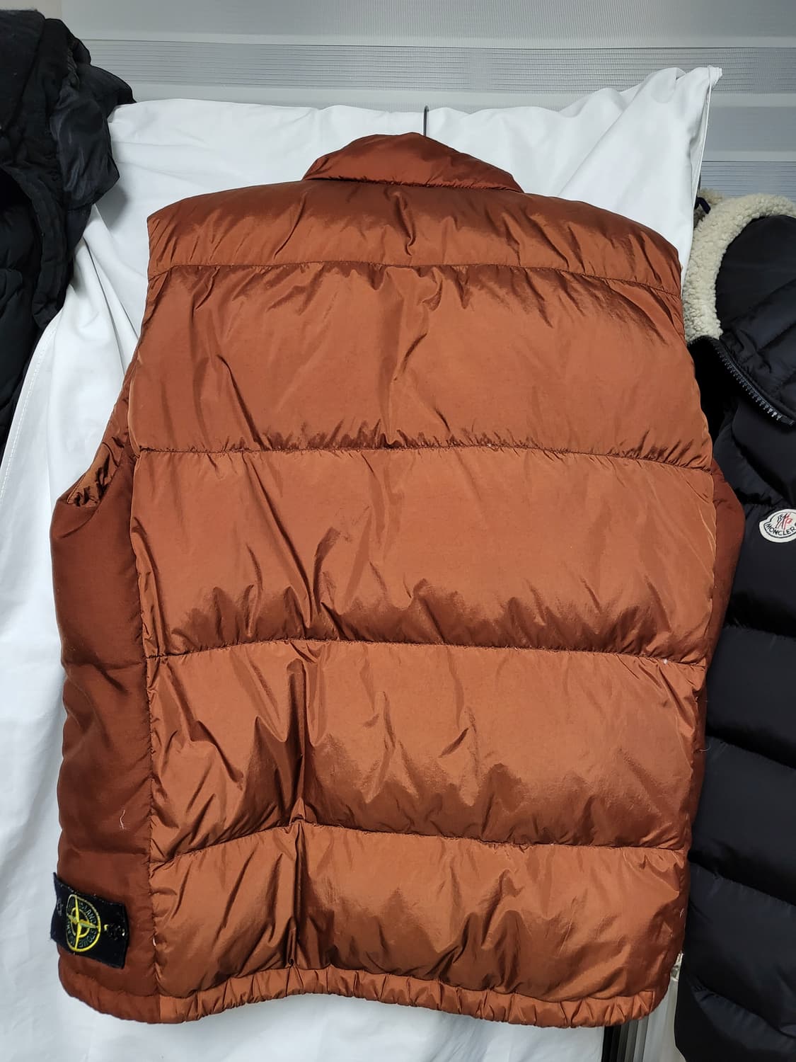 스톤아일랜드 패딩 조끼 상품이미지2