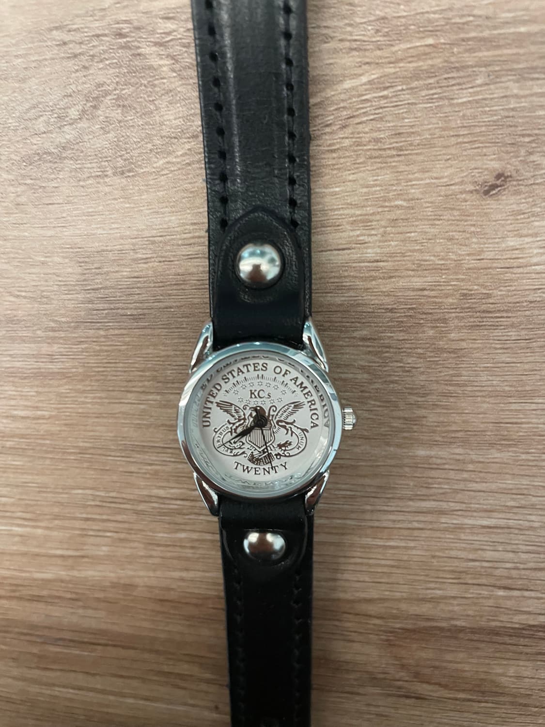 kc’s &AAO 소가죽 시계 상품이미지2