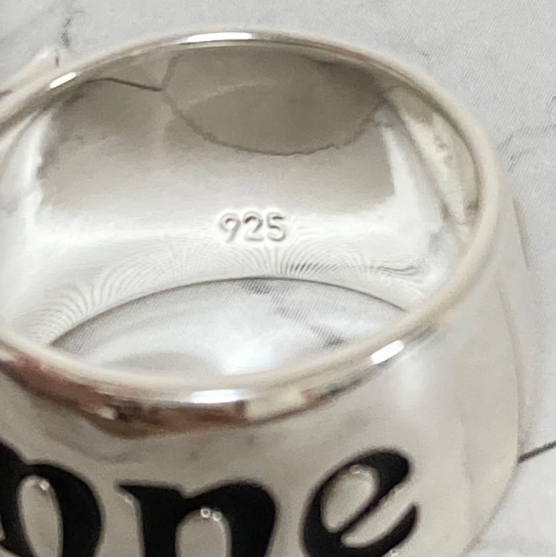 비비안 웨스트우드 아카이브 레터링 로고 각인 벨트링 반지 상품이미지7