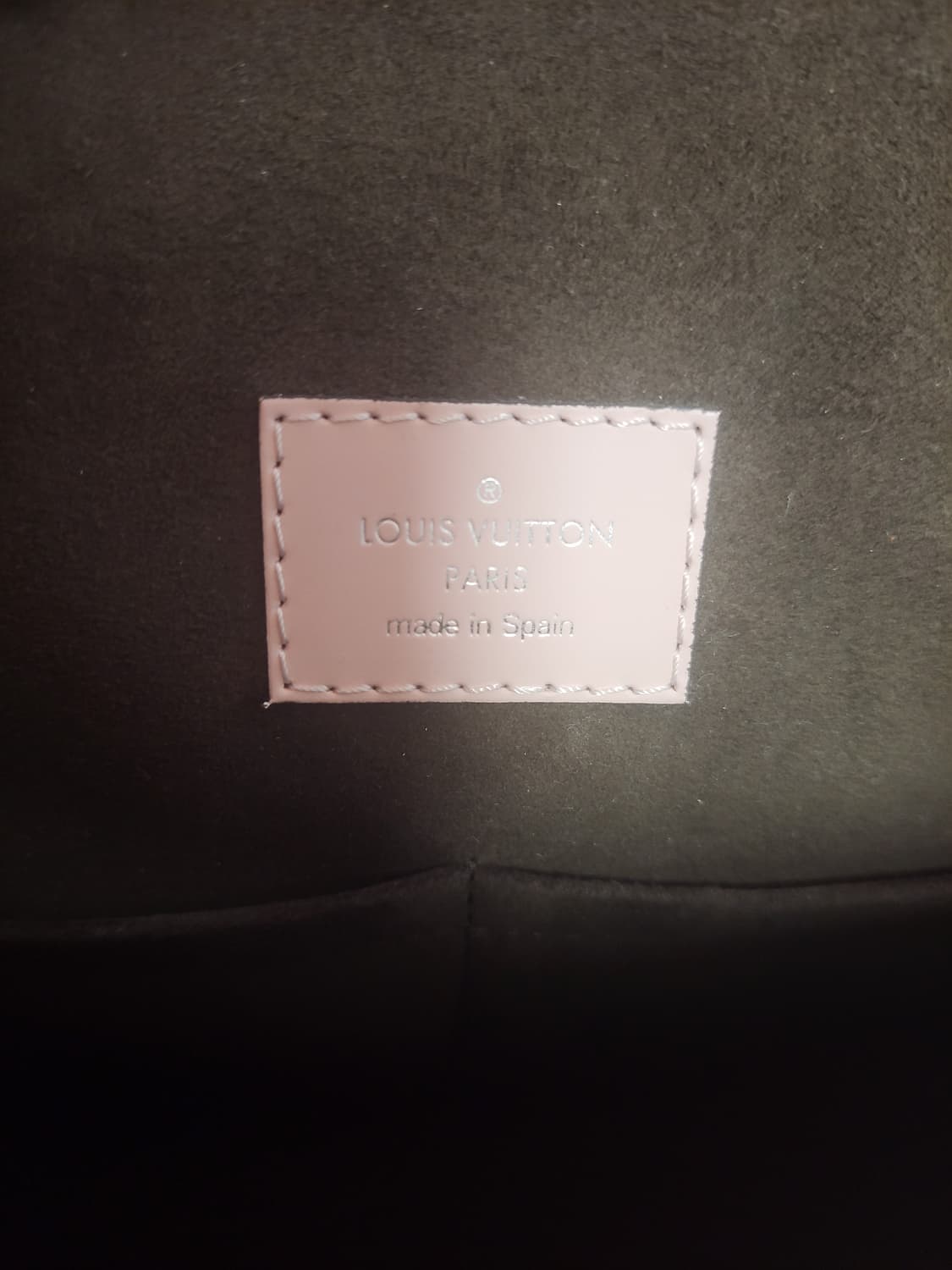 정품)급처상태좋음!루이비통 핑크 에삐 클루니bb  토트 크로스백 가방 상품이미지3