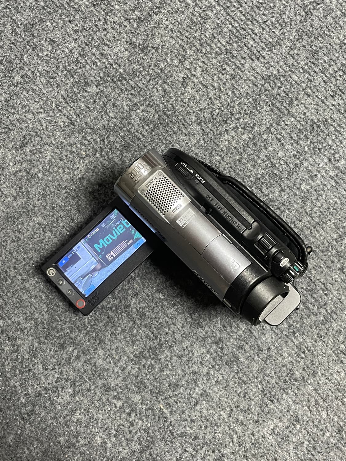 소니 핸디캠 DCR-DVD810 캠코더 상품이미지2