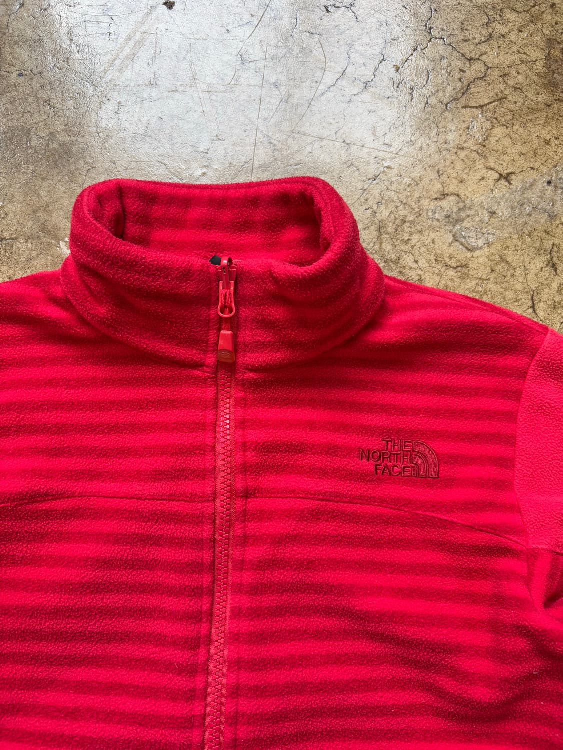 노스페이스 스트라이프 레드 플리스 상품이미지3