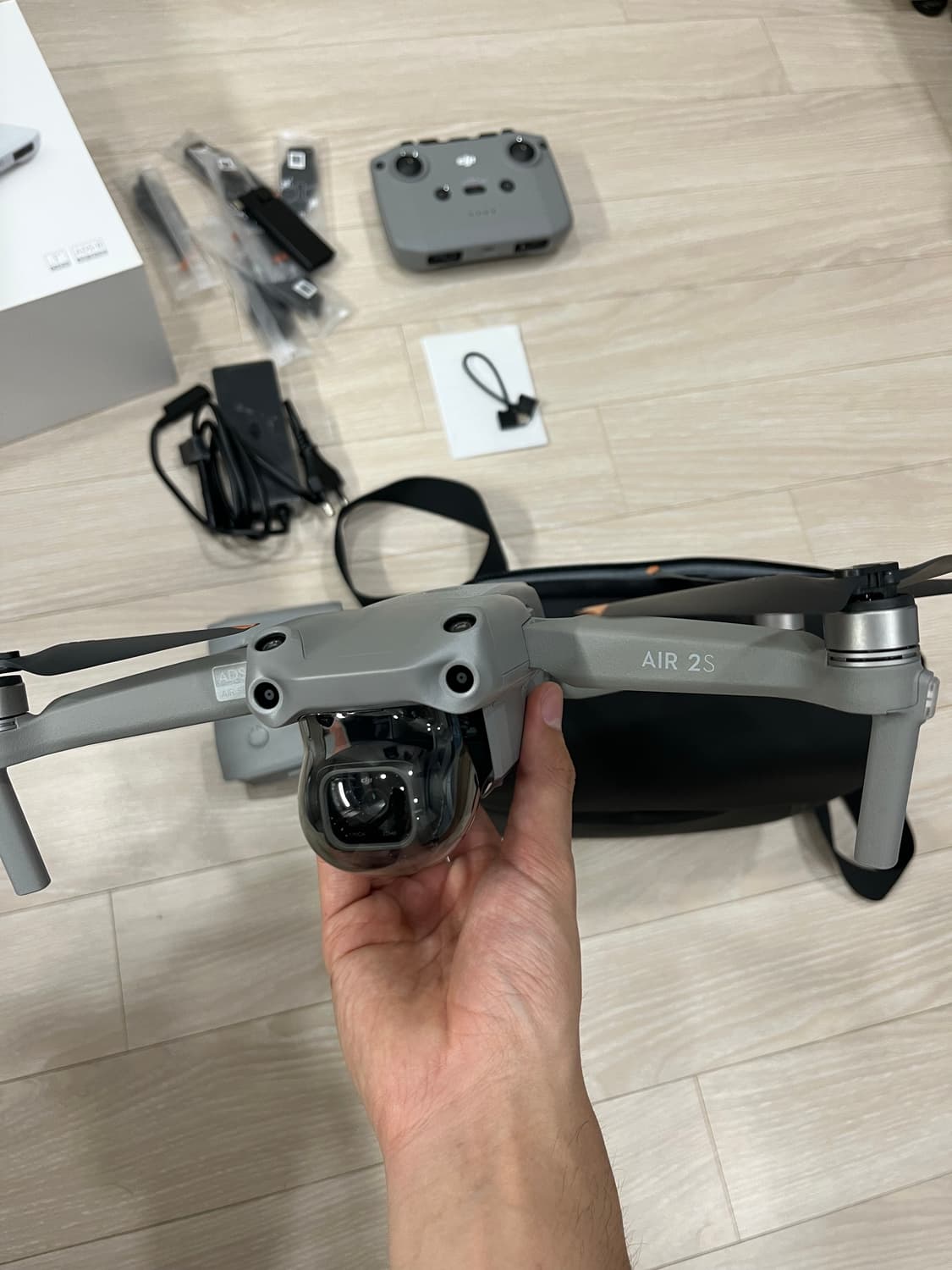 DJI Air 2S 플라이모어 콤보 드론 풀세트 (S급) 상품이미지2