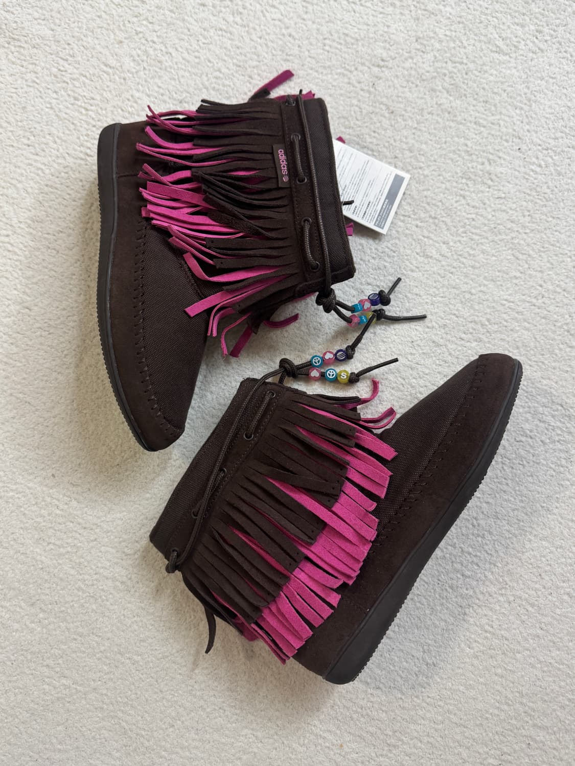 새상품 아디다스 프린지 부츠 ugg 상품이미지4