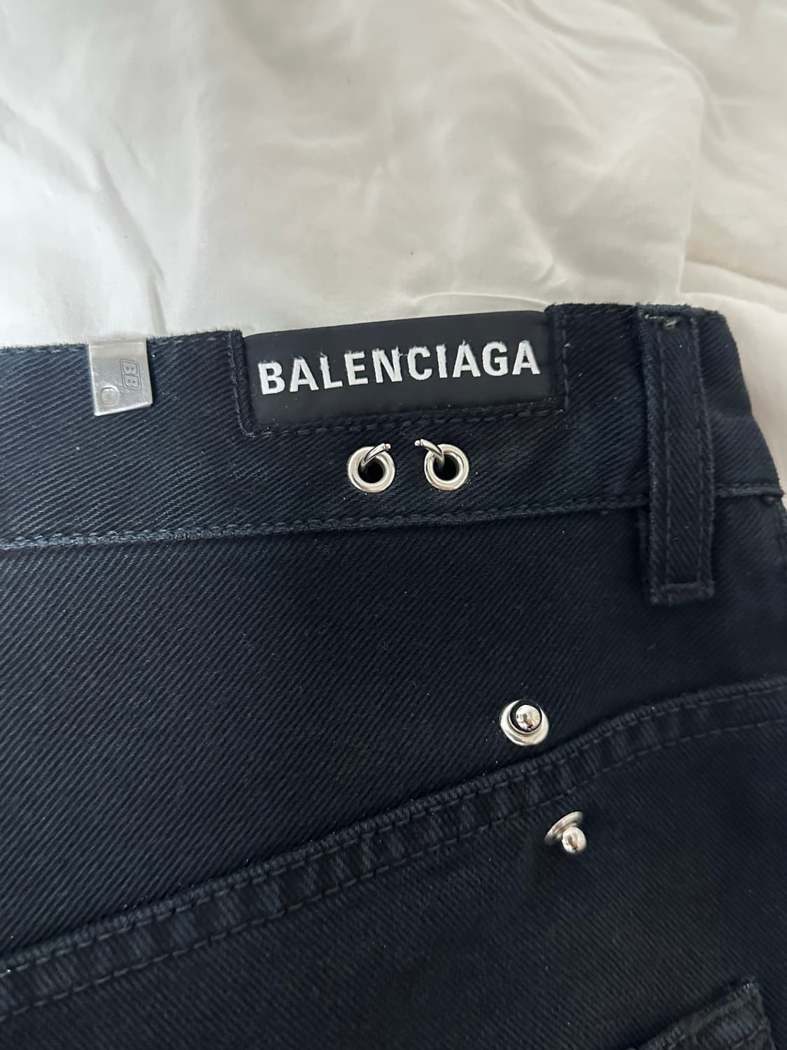 [S] 발렌시아가 피어싱 데님 배기 데님 상품이미지8