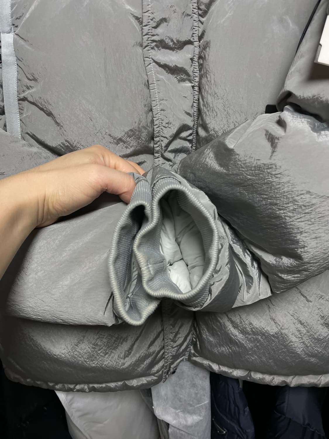 [M사이즈] 21FW 스톤아일랜드 나일론 메탈 다운 패딩 자켓 상품이미지4