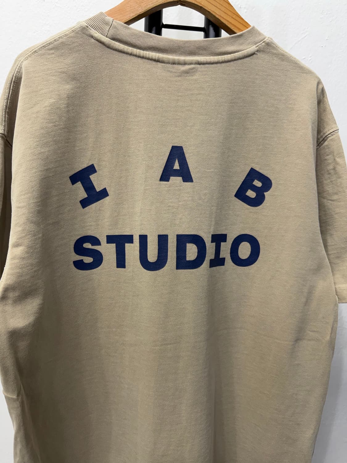 정품) 아이앱스튜디오 반팔티 M 상품이미지6