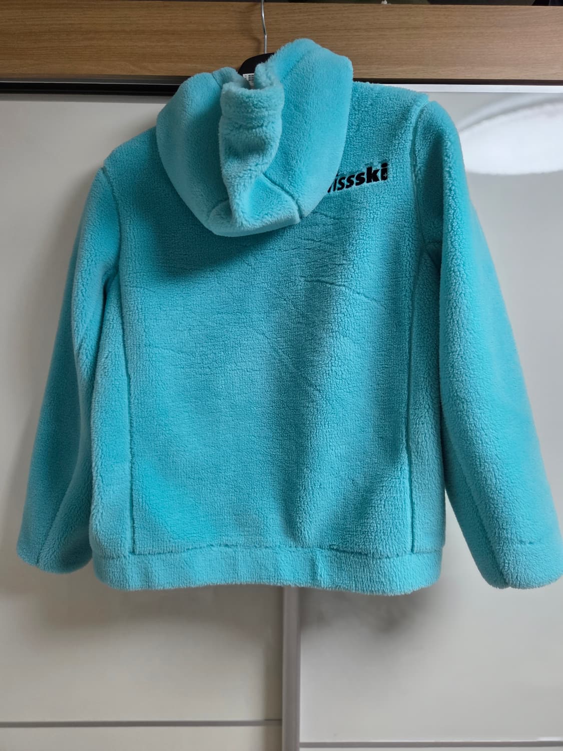 데상트 플리스 후드 자켓 상품이미지2