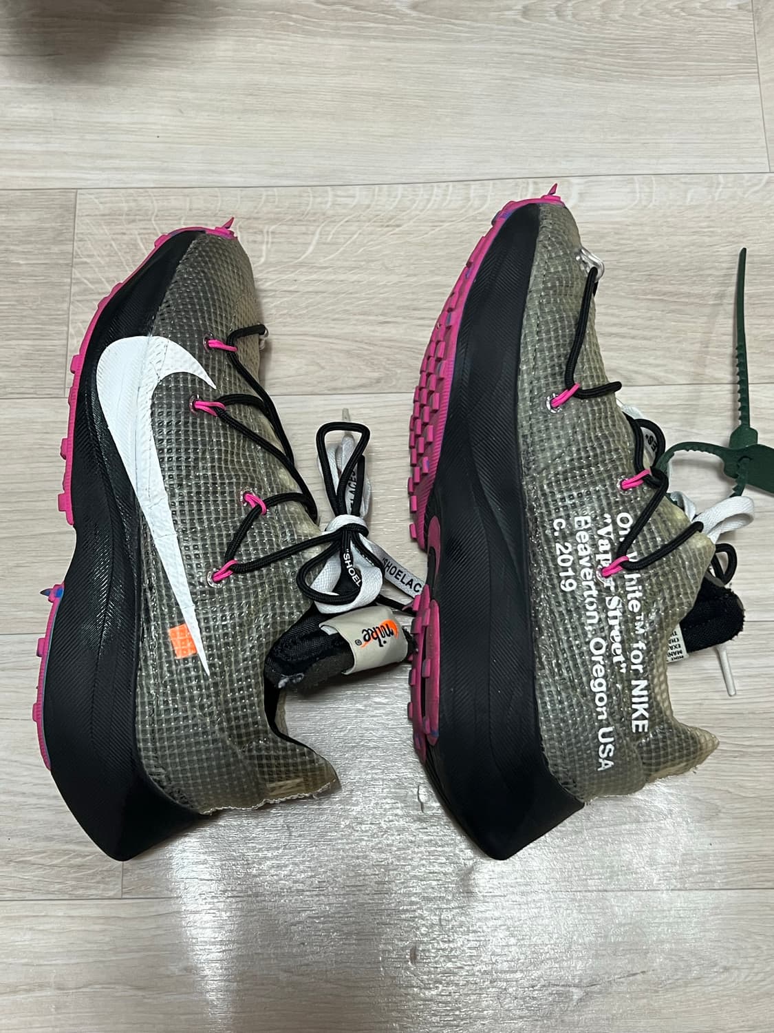 (W) Nike x Off-White Vapor Street Black  상품이미지4