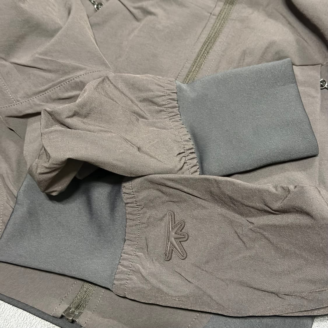 썬러브 W Beatic Softshell Jacket Purple 상품이미지4