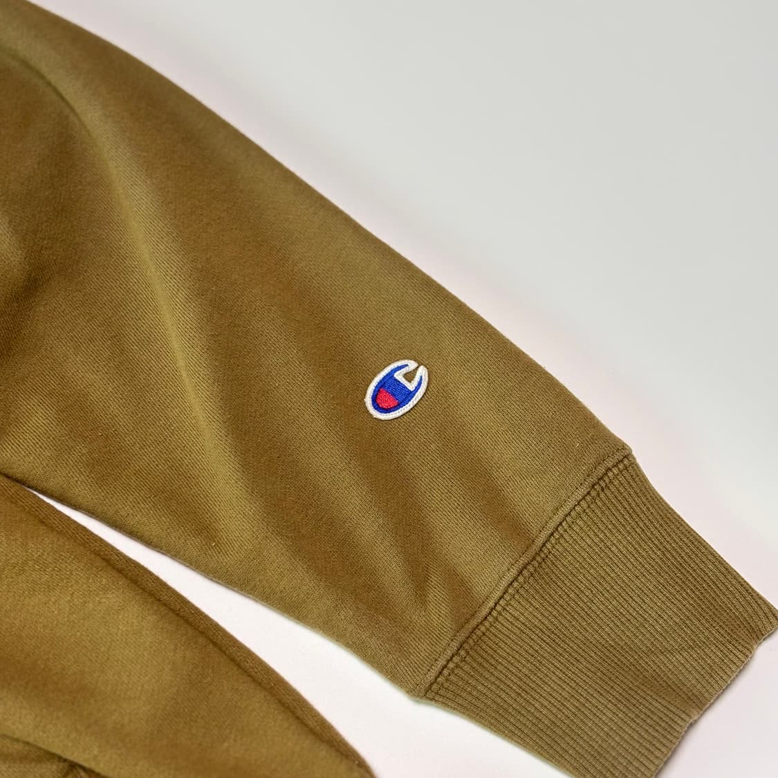 챔피온 스몰 로고 자수 카키 브라운 후드 티셔츠 상품이미지2