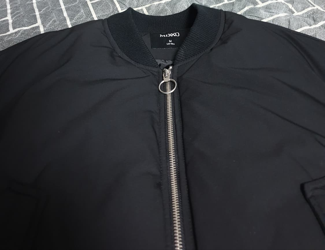 미쏘 크롭 항공 패딩 자켓 블랙 (M) 상품이미지2