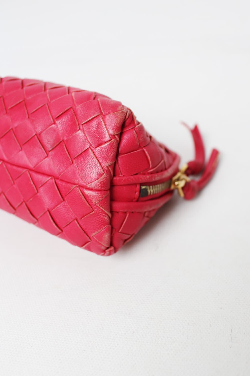 BOTTEGA VENETA Intrecciato Pouch 상품이미지5