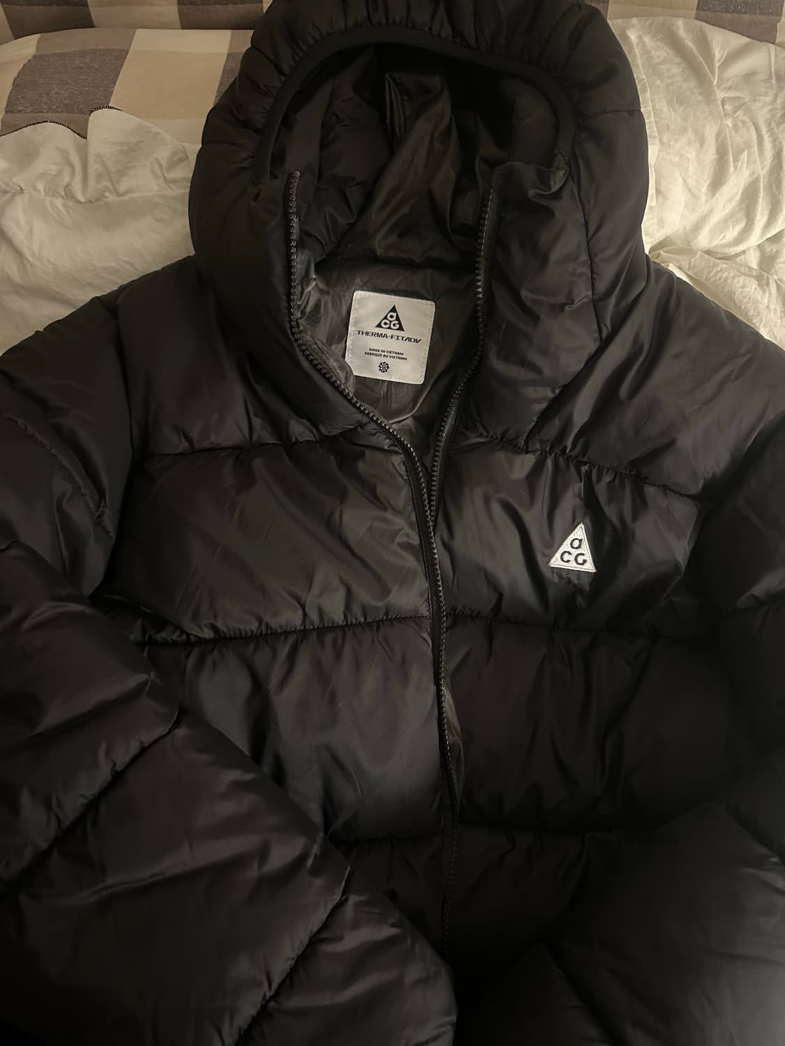 나이키 ACG 패딩 블랙 상품이미지1