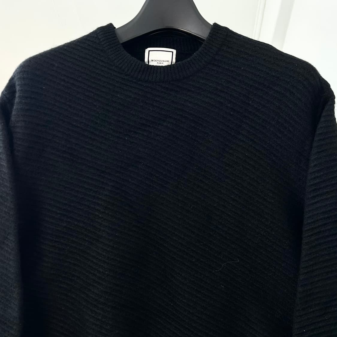 우영미 21FW 사선 니트 상품이미지6