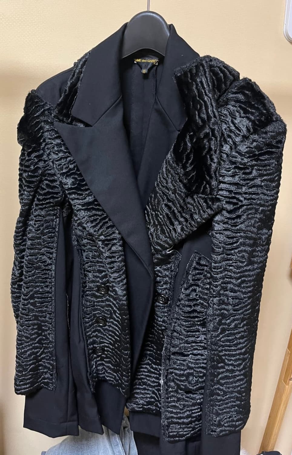 꼼데가르송 벨벳 해체 컷팅 자켓 상품이미지3