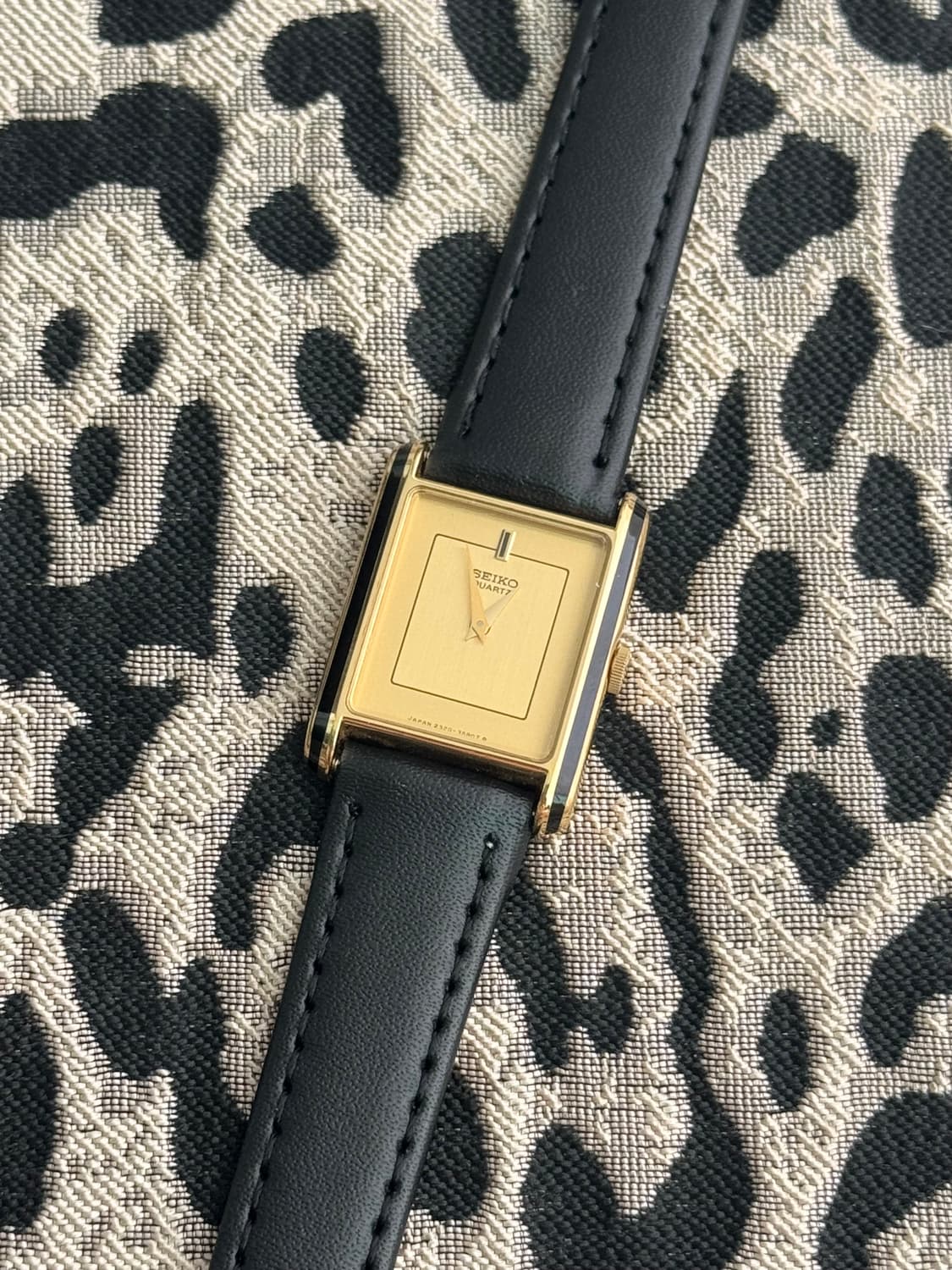 80s 빈티지 세이코 탱크쿼츠 희귀 상품이미지1