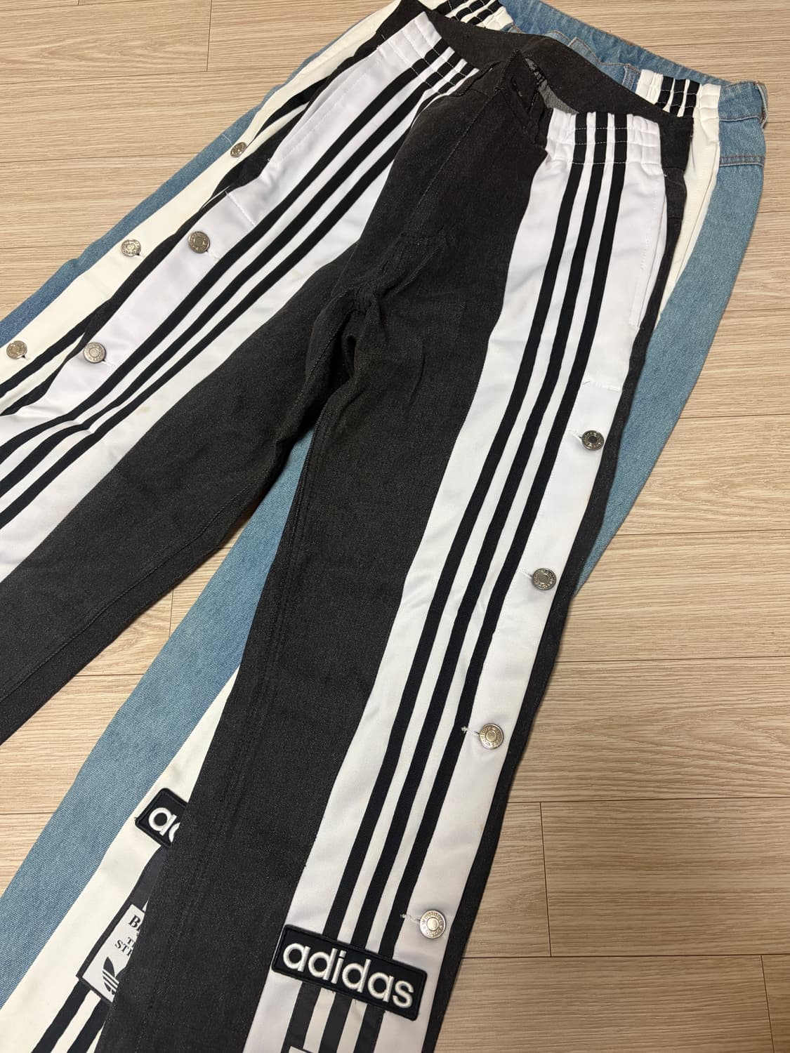 아디다스 아디브레이크 데님 팬츠 상품이미지3