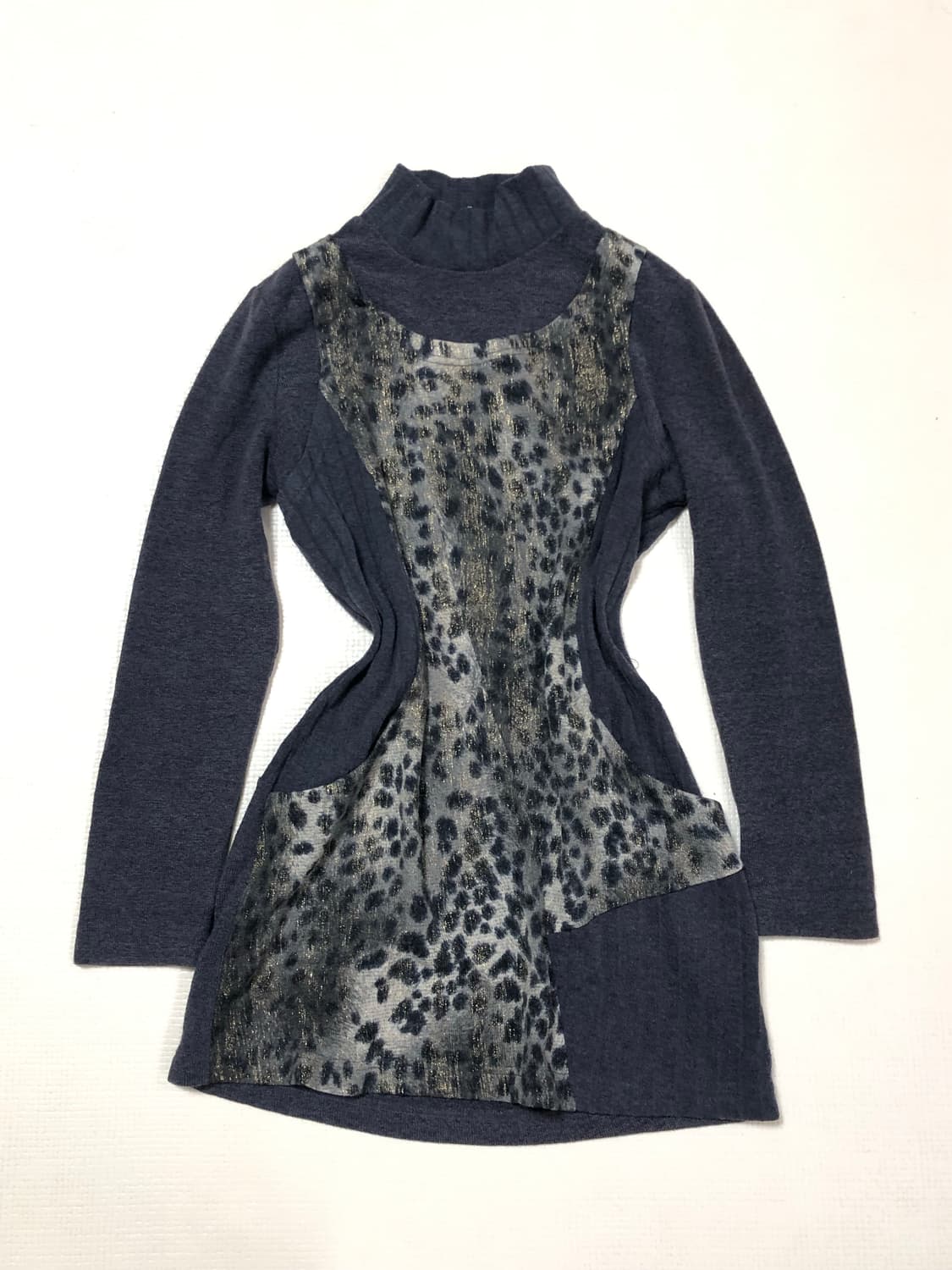 빈티지 그레이 레오파드 터틀넥 니트 상품이미지8