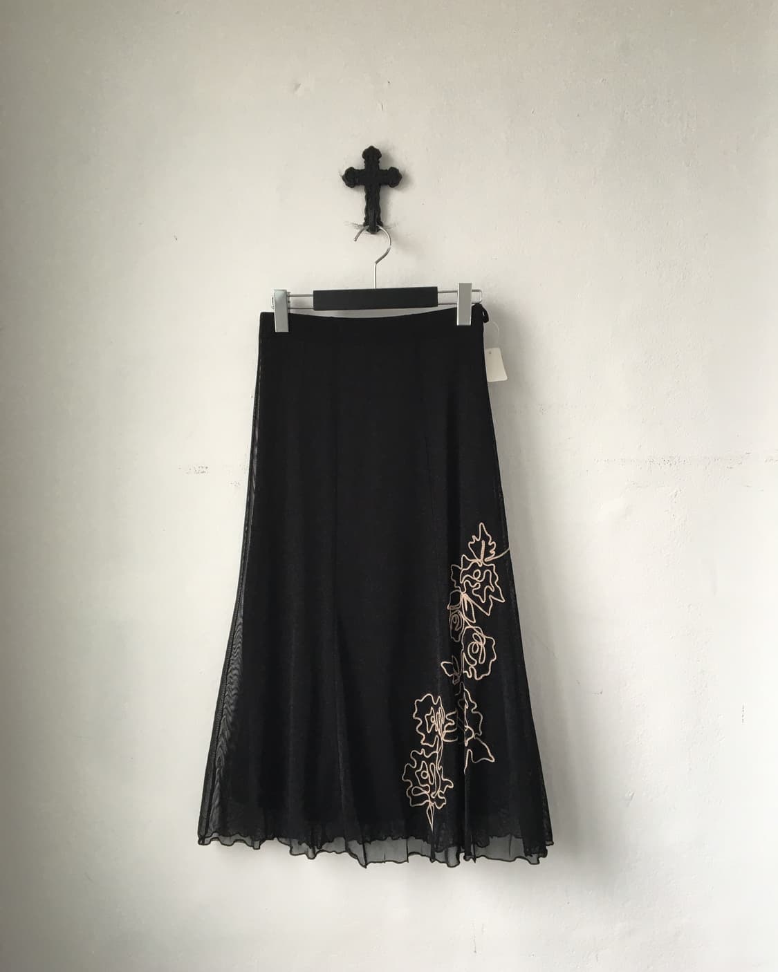 Embroidery point mesh skirt 상품이미지1