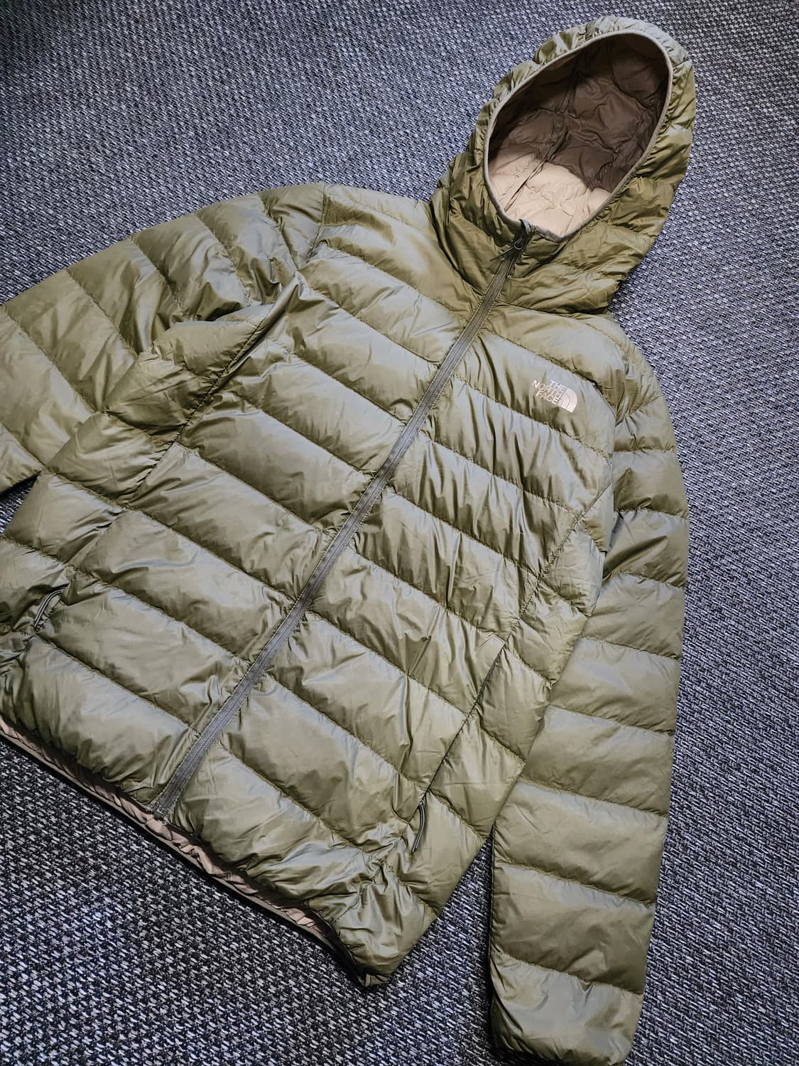 노스페이스 버몬트 후드 패딩 카키 상품이미지7