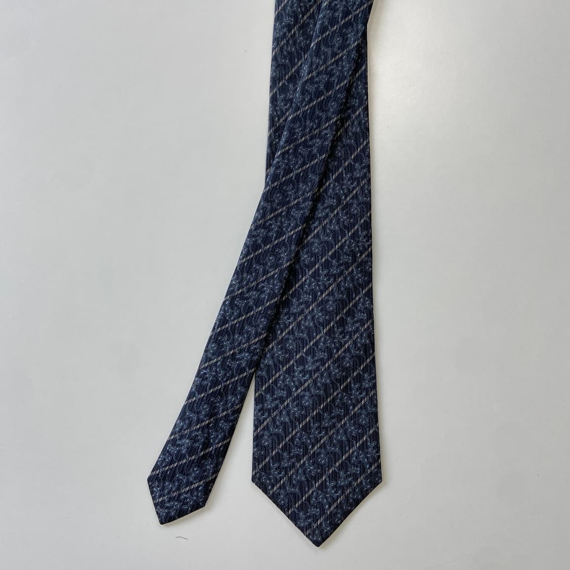 YSL 입생로랑  명품 정품 넥타이 8.1cm 상품이미지1