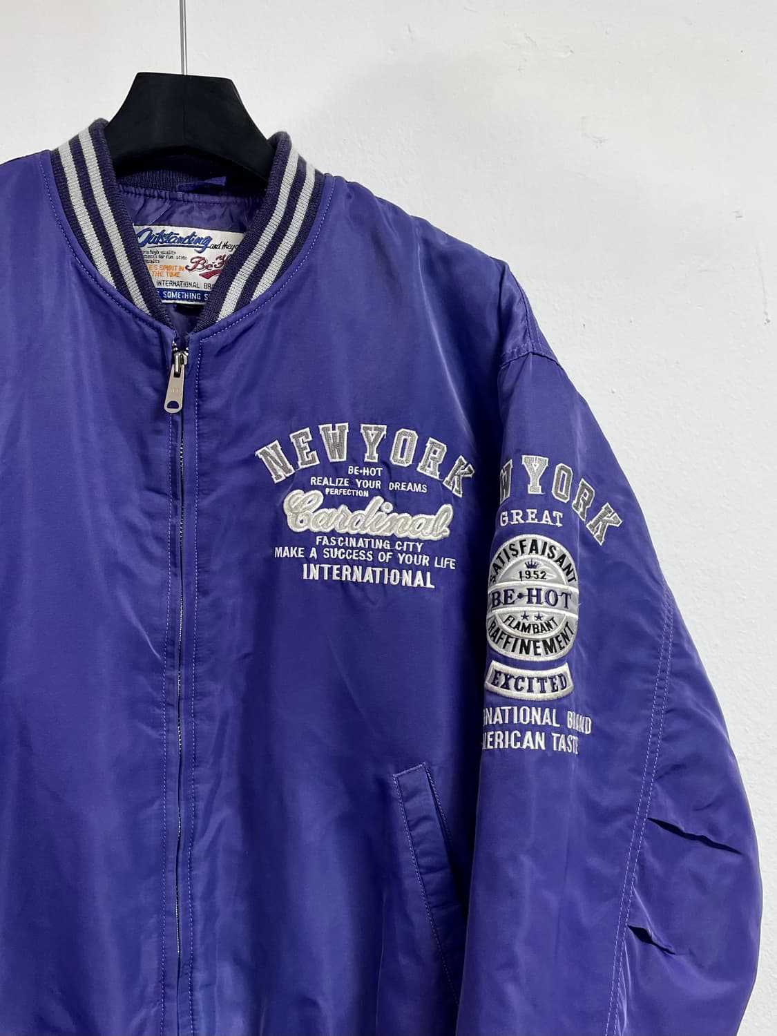 90s be hot 뉴욕 사틴 봄버 자켓 (on.507) 상품이미지2