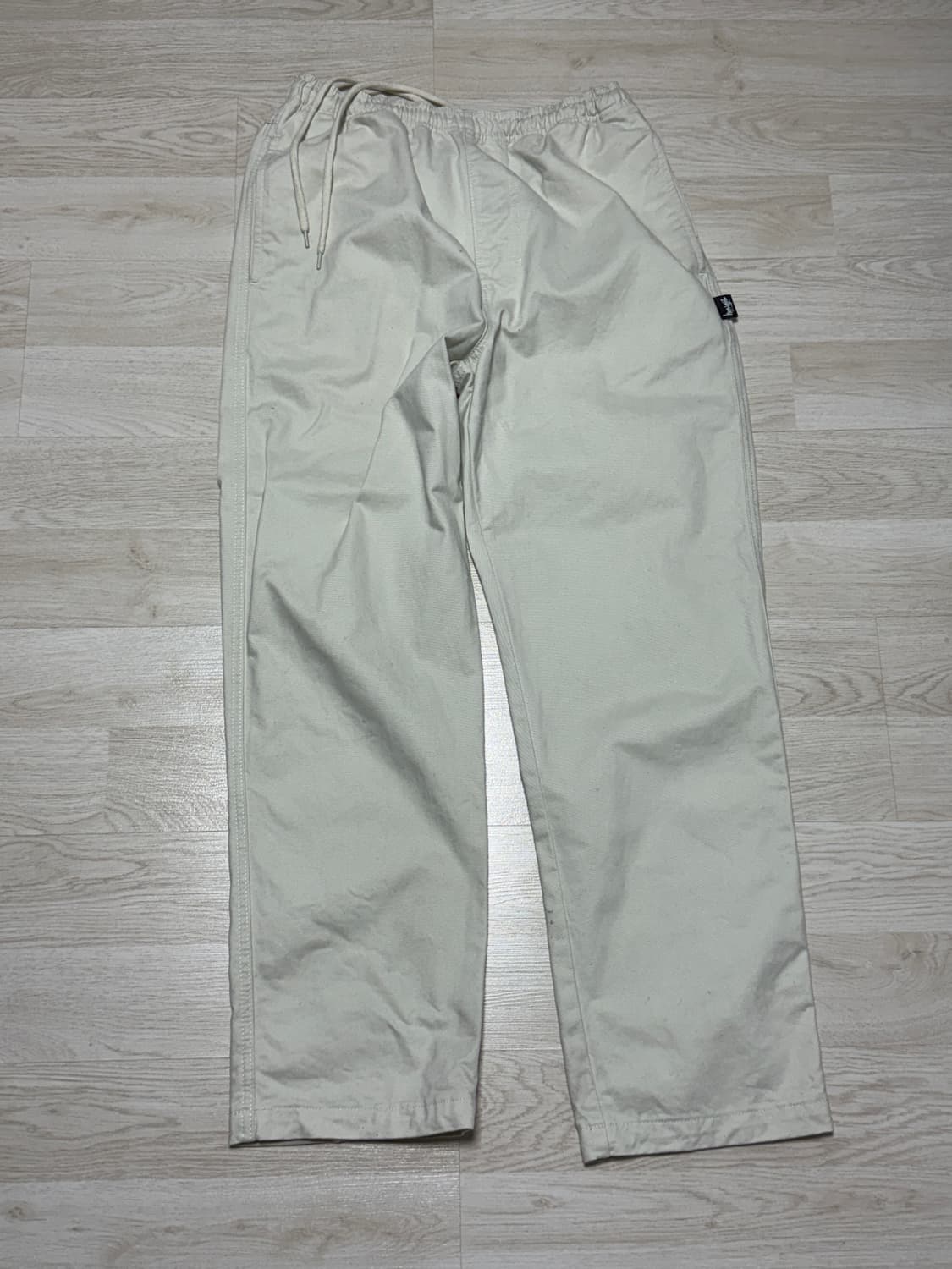 stussy 스투시 비치 팬츠 화이트 팝니다 상품이미지1