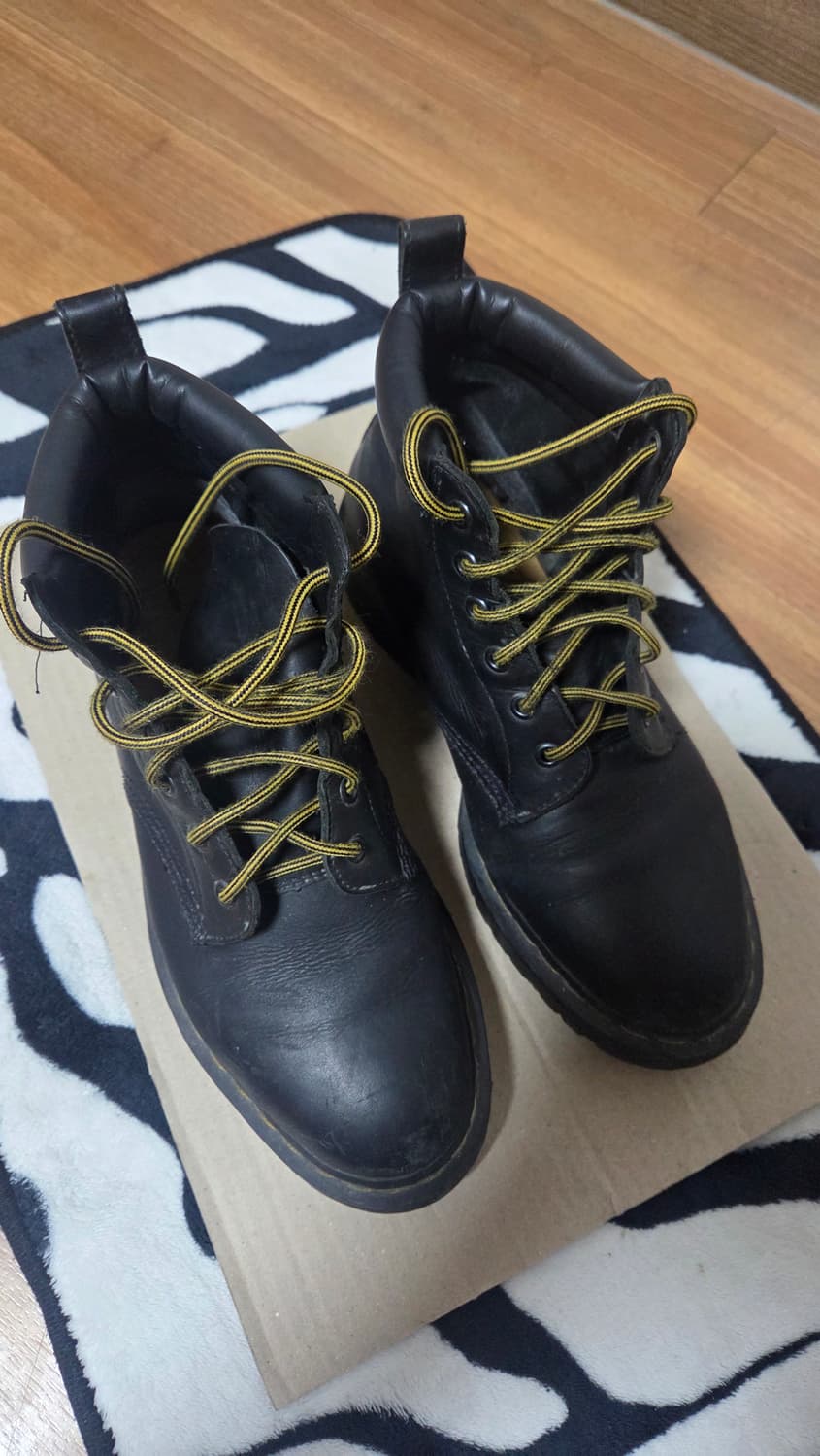 닥터마틴 블랙 워커 부츠 상품이미지1