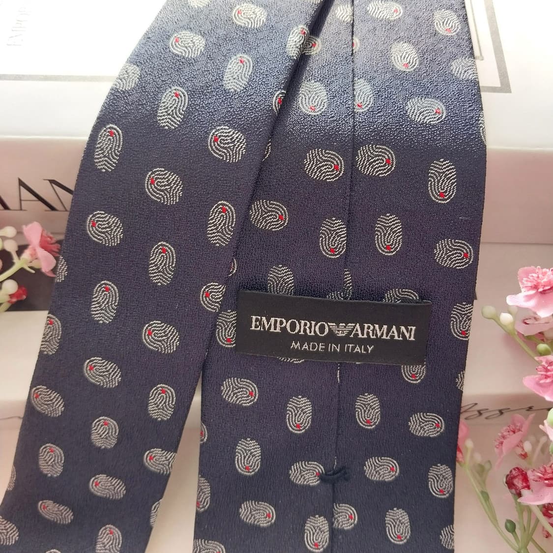 엠포리오 아르마니 실크 지문 패턴 넥타이 7.9cm A+등급 K1399
 상품이미지6